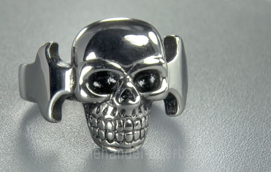 Totenkopf Ring